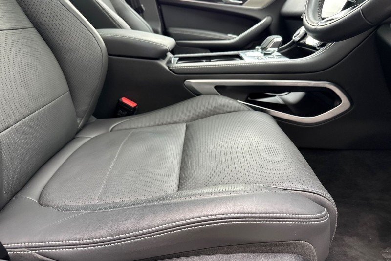 2024 (74) JAGUAR F-PACE 2.0 D200 R-Dynamic HSE Black 90th Anniv 5dr Auto 5060806