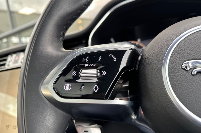 2024 (74) JAGUAR F-PACE 2.0 D200 R-Dynamic HSE Black 90th Anniv 5dr Auto 5060809