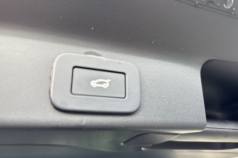 2024 (74) JAGUAR F-PACE 2.0 D200 R-Dynamic HSE Black 90th Anniv 5dr Auto 5060824