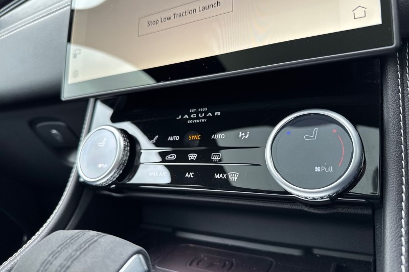 2024 (74) JAGUAR F-PACE 2.0 D200 R-Dynamic HSE Black 90th Anniv 5dr Auto 5060817