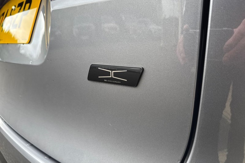 2024 (74) JAGUAR F-PACE 2.0 D200 R-Dynamic HSE Black 90th Anniv 5dr Auto 5060830