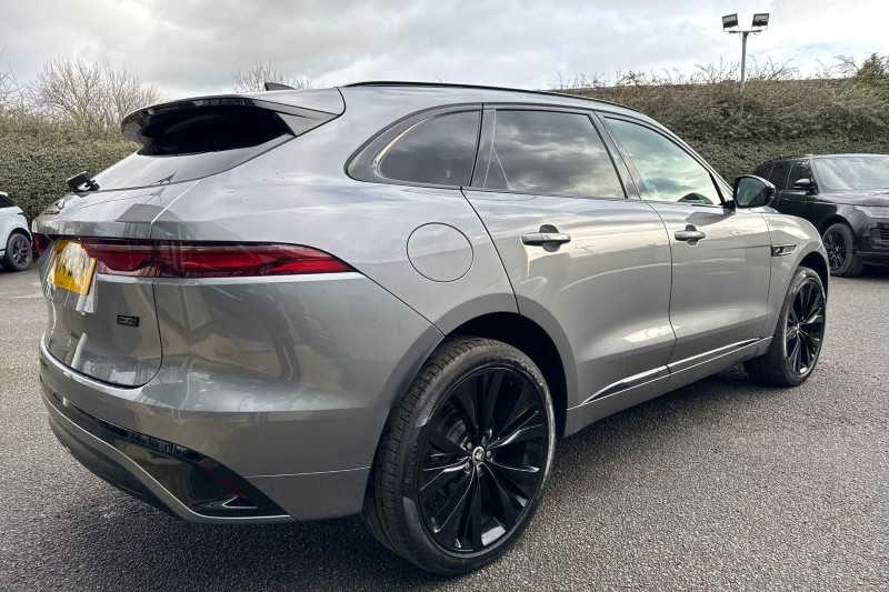 2024 (74) JAGUAR F-PACE 2.0 D200 R-Dynamic HSE Black 90th Anniv 5dr Auto 5060832