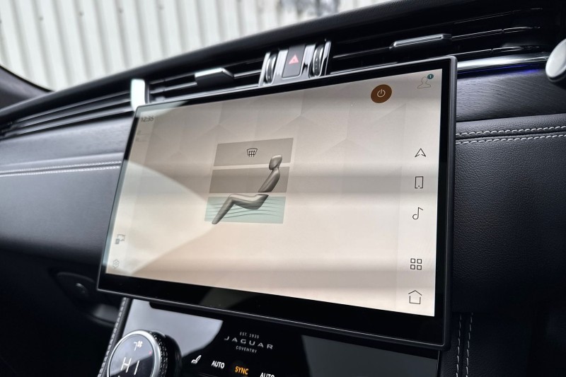 2024 (74) JAGUAR F-PACE 2.0 D200 R-Dynamic HSE Black 90th Anniv 5dr Auto 5060815