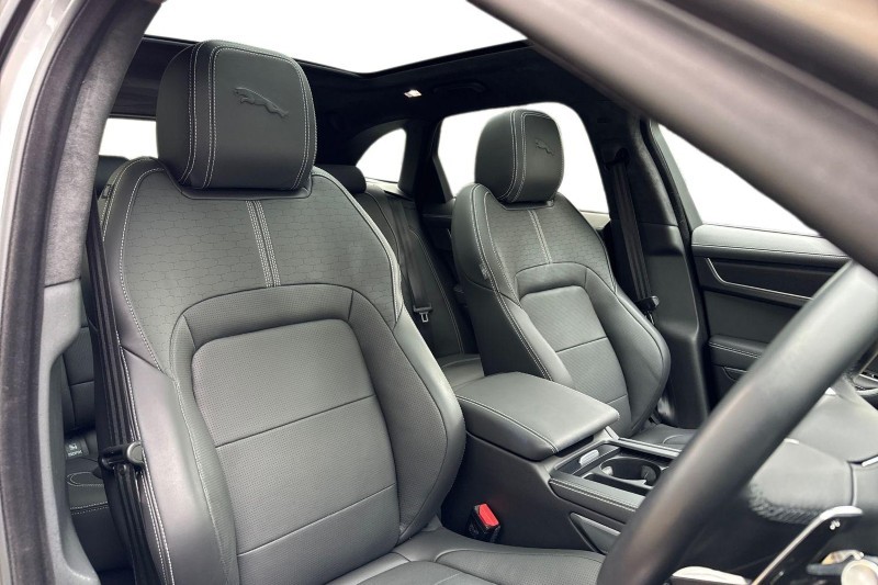 2024 (74) JAGUAR F-PACE 2.0 D200 R-Dynamic HSE Black 90th Anniv 5dr Auto 5060807