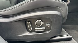 2024 (74) JAGUAR F-PACE 2.0 D200 R-Dynamic HSE Black 90th Anniv 5dr Auto 5060805