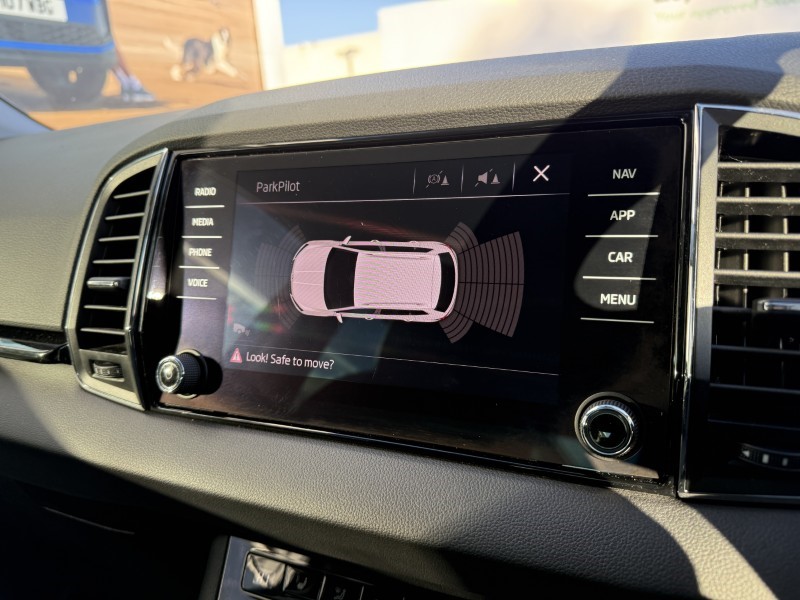 2019 (19) SKODA KAROQ 1.6 TDI SE L 5dr 4987056