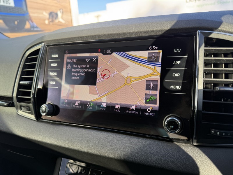 2019 (19) SKODA KAROQ 1.6 TDI SE L 5dr 4987058