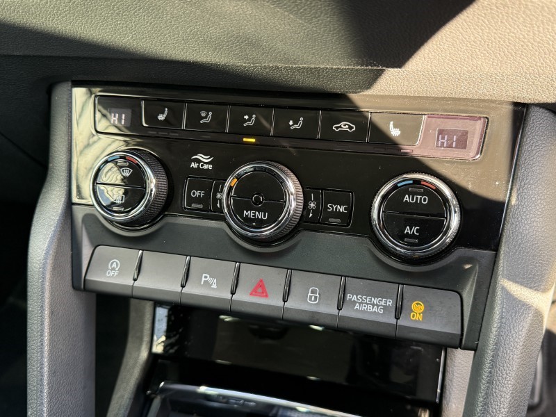 2019 (19) SKODA KAROQ 1.6 TDI SE L 5dr 4987051