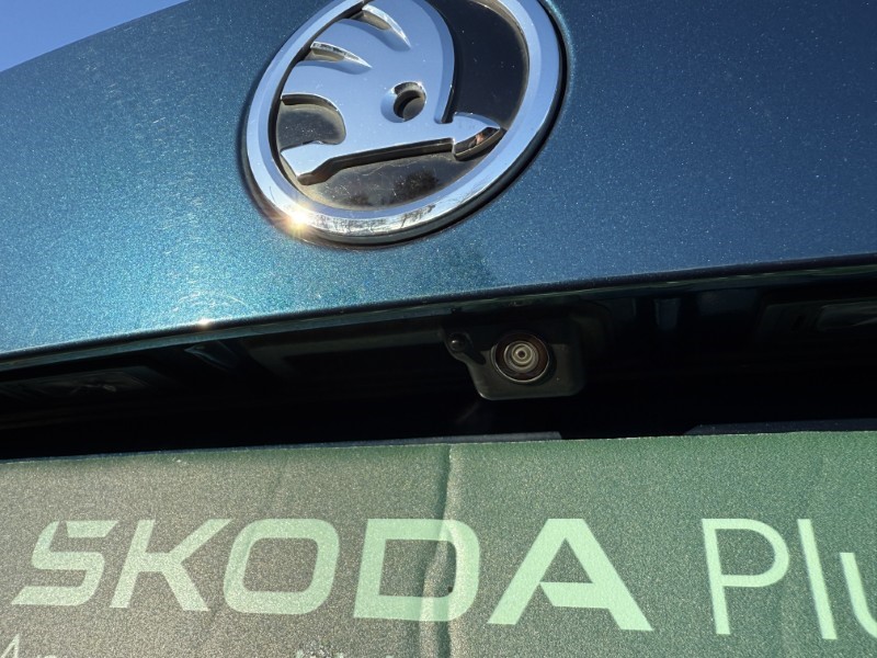 2019 (19) SKODA KAROQ 1.6 TDI SE L 5dr 4987035