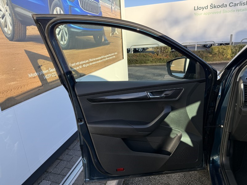 2019 (19) SKODA KAROQ 1.6 TDI SE L 5dr 4987062