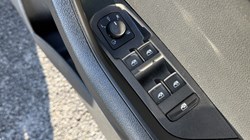 2019 (19) SKODA KAROQ 1.6 TDI SE L 5dr 4987041