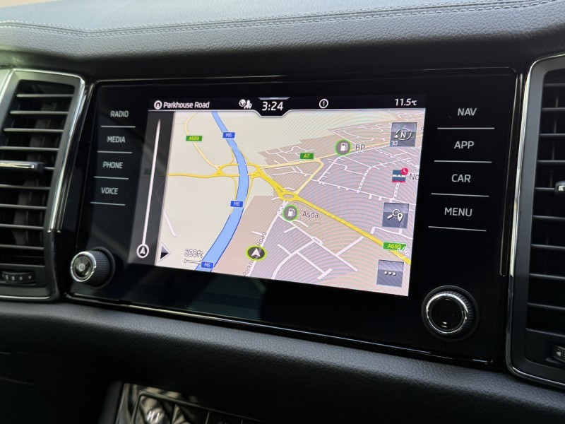 2022 (72) SKODA KODIAQ 2.0 TDI SE Drive 5dr DSG 4998345