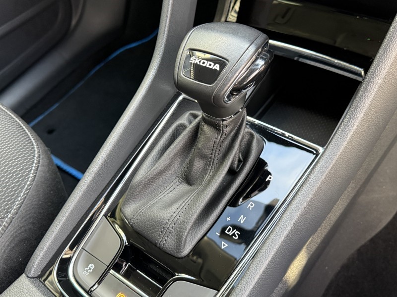 2022 (72) SKODA KODIAQ 2.0 TDI SE Drive 5dr DSG 4998339