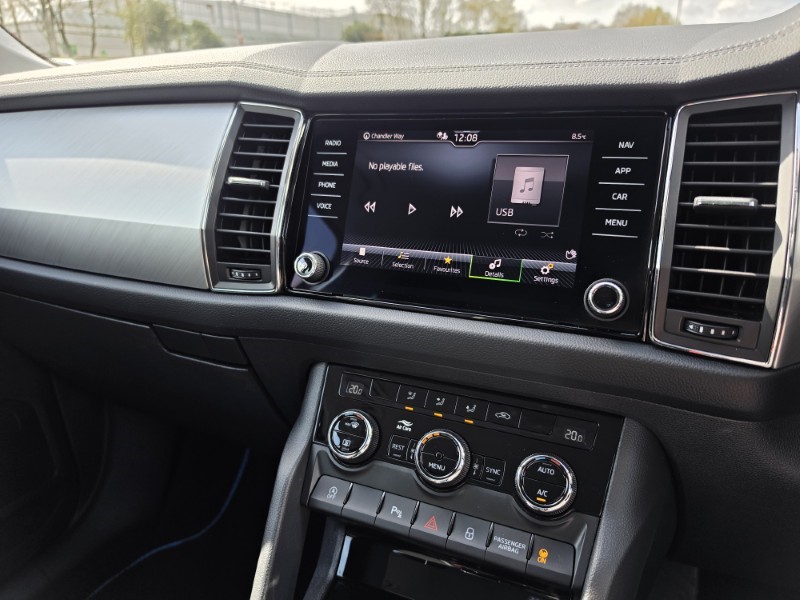 2022 (72) SKODA KODIAQ 2.0 TDI SE Drive 5dr DSG 5278275