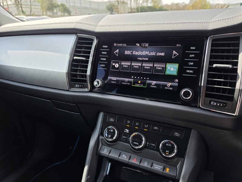 2022 (72) SKODA KODIAQ 2.0 TDI SE Drive 5dr DSG 5278274