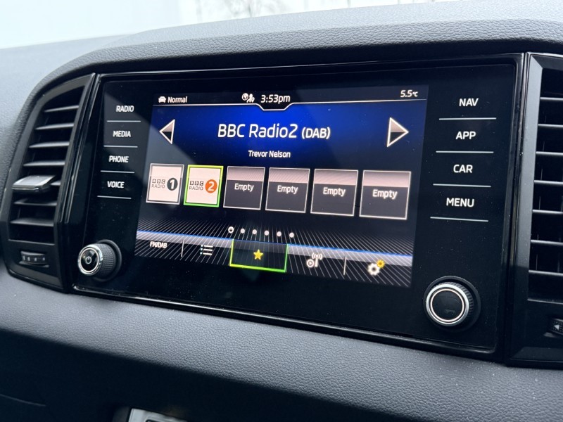 2024 (74) SKODA KAROQ 2.0 TDI [150] Sportline 4x4 5dr DSG 5034794