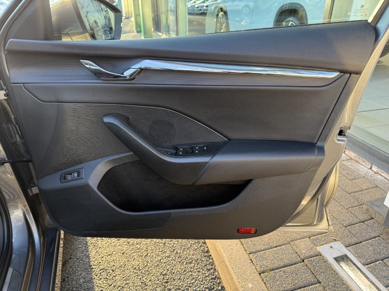 2023 (73) SKODA OCTAVIA 1.4 TSI iV SE L DSG 5dr 5063051