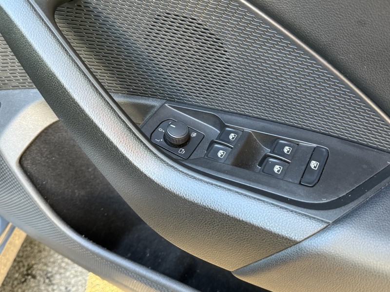 2023 (73) SKODA OCTAVIA 1.4 TSI iV SE L DSG 5dr 5063052