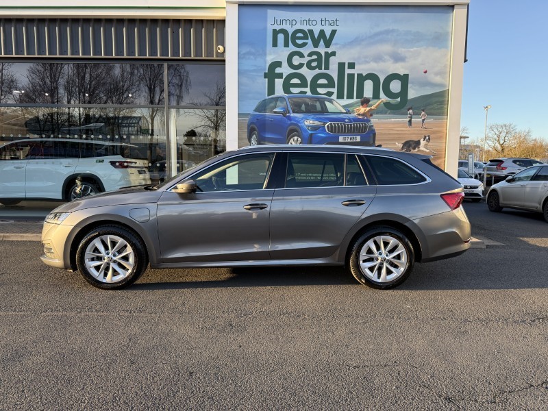 2023 (73) SKODA OCTAVIA 1.4 TSI iV SE L DSG 5dr 5063045