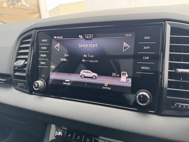 2024 (74) SKODA KAROQ 1.5 TSI Sportline 5dr DSG 5000828