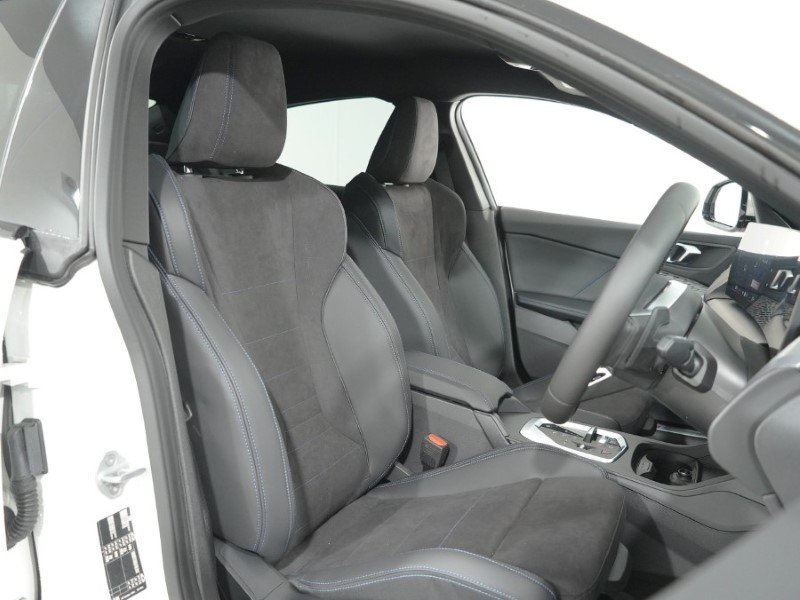  BMW 2 SERIES 220 M Sport 4dr Step Auto 5500437