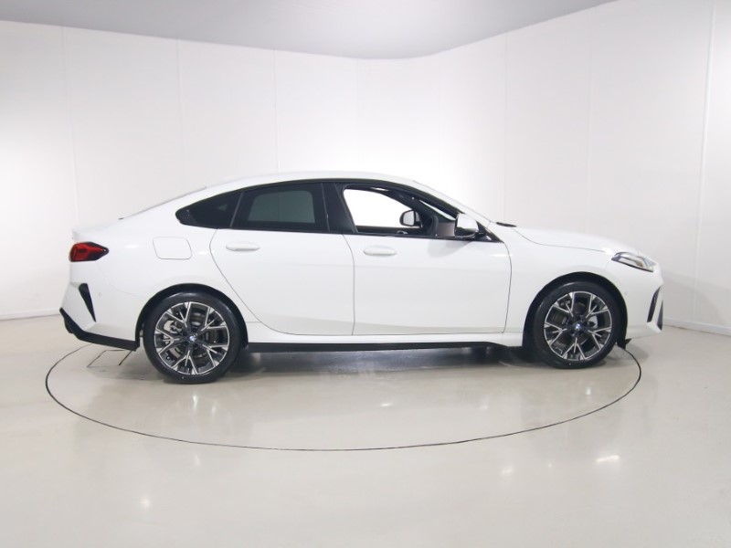  BMW 2 SERIES 220 M Sport 4dr Step Auto 5500424