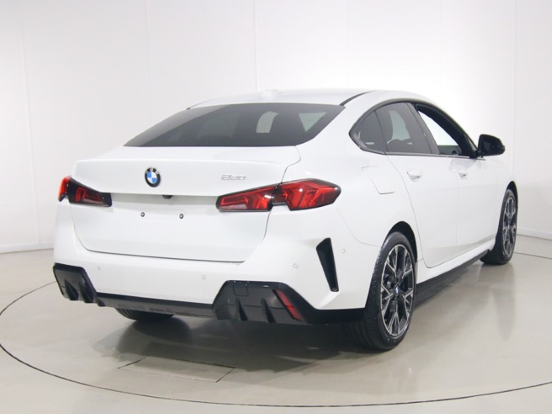  BMW 2 SERIES 220 M Sport 4dr Step Auto 5500423