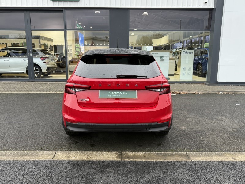 2024 (74) SKODA FABIA 1.0 MPI 80 Colour Edition 5dr 5033813