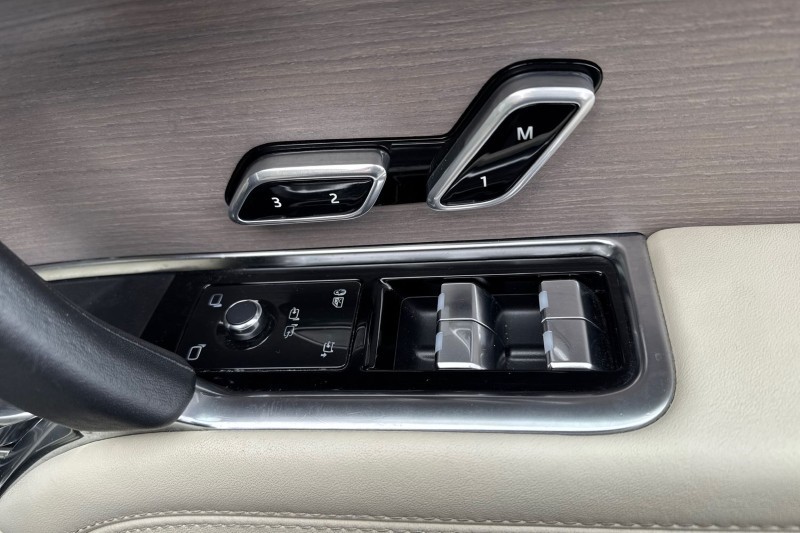 2022 (22) LAND ROVER RANGE ROVER 4.4 P530 V8 First Edition 4dr Auto 5061484