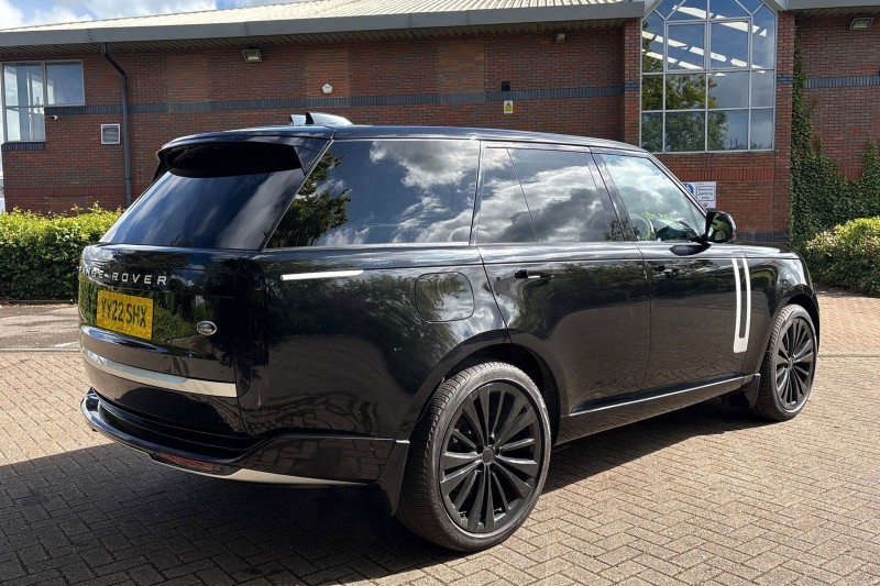 2022 (22) LAND ROVER RANGE ROVER 4.4 P530 V8 First Edition 4dr Auto 5402104