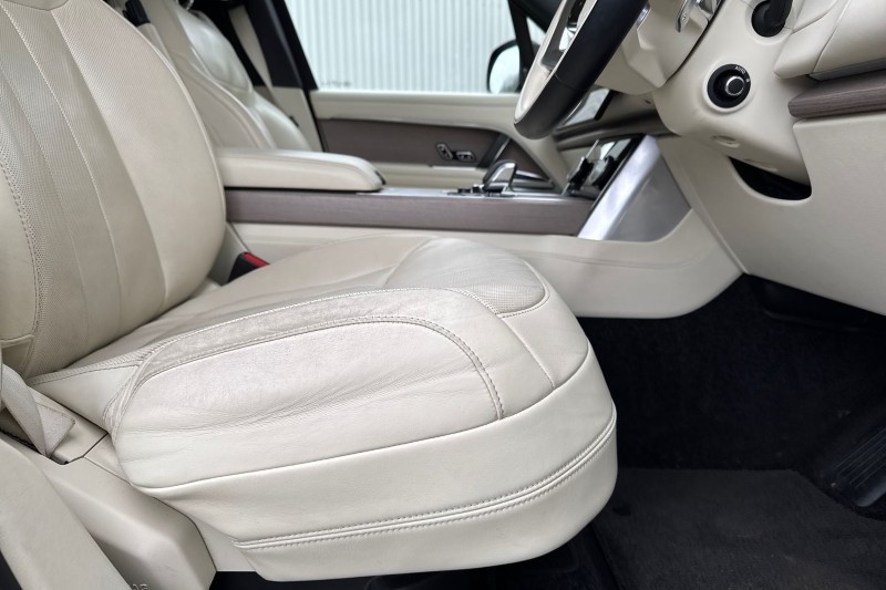 2022 (22) LAND ROVER RANGE ROVER 4.4 P530 V8 First Edition 4dr Auto 5061485