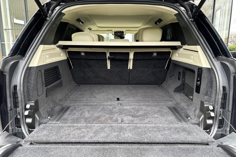 2022 (22) LAND ROVER RANGE ROVER 4.4 P530 V8 First Edition 4dr Auto 5061471