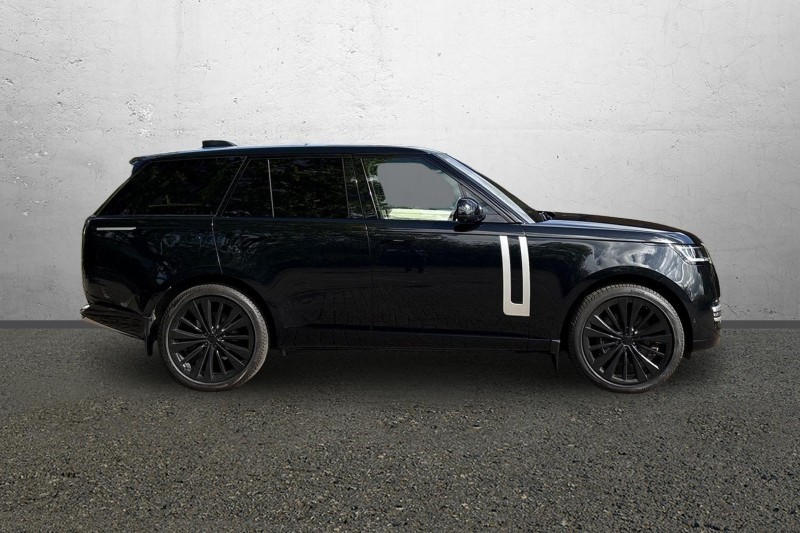 2022 (22) LAND ROVER RANGE ROVER 4.4 P530 V8 First Edition 4dr Auto 5402058