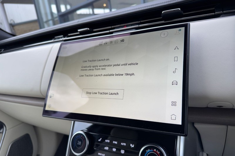 2022 (22) LAND ROVER RANGE ROVER 4.4 P530 V8 First Edition 4dr Auto 5061500