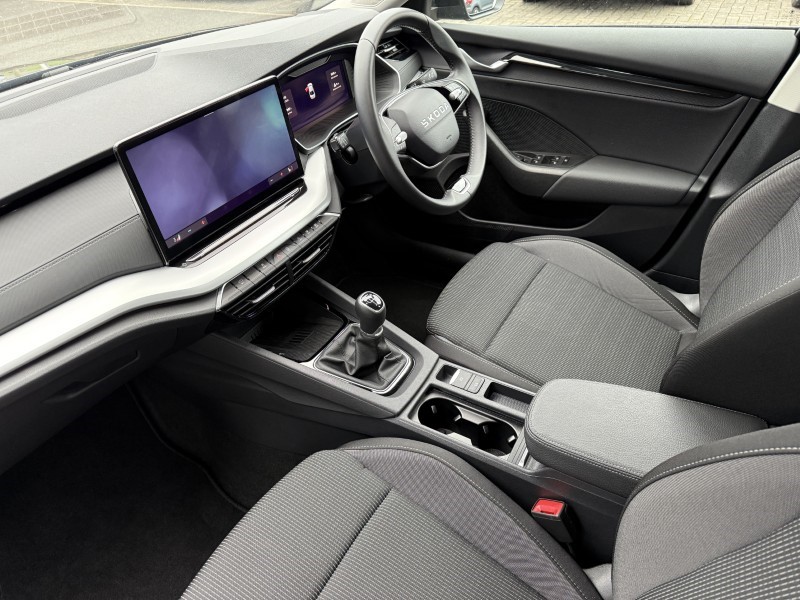 2025 (25) SKODA OCTAVIA 1.5 TSI SE Technology 5dr