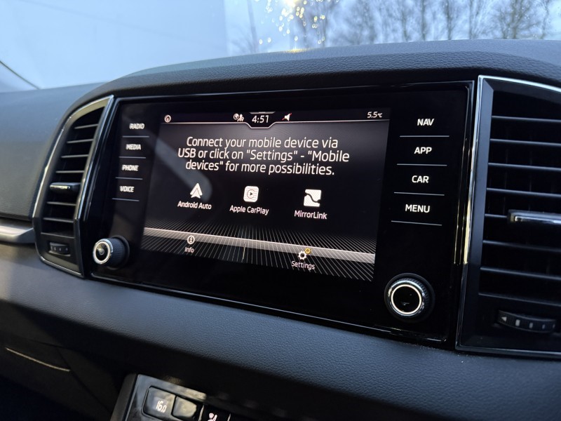 2023 (23) SKODA KAROQ 1.5 TSI SE Drive 5dr 5036000