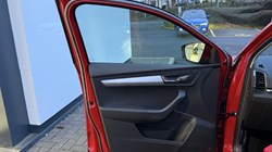 2023 (23) SKODA KAROQ 1.5 TSI SE Drive 5dr 5036004
