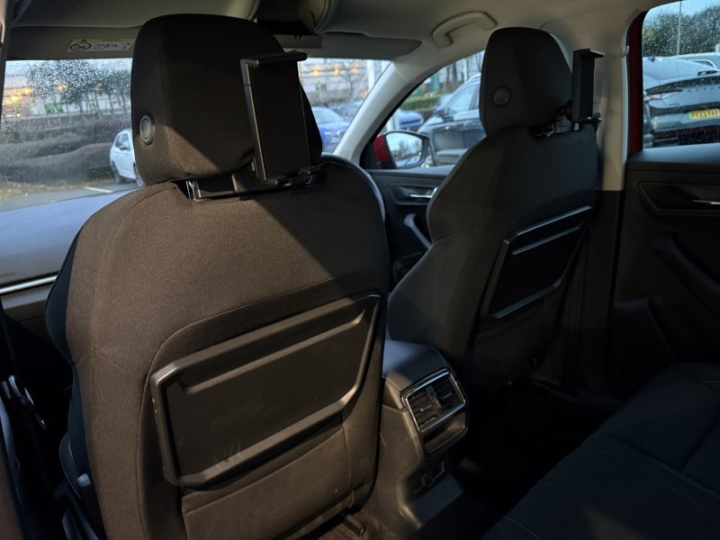 2023 (23) SKODA KAROQ 1.5 TSI SE Drive 5dr 5036010