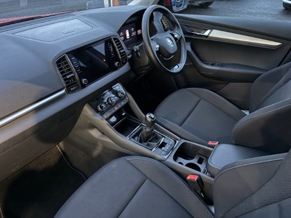 2023 (23) SKODA KAROQ 1.5 TSI SE Drive 5dr