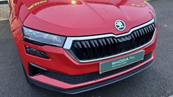 2023 (23) SKODA KAROQ 1.5 TSI SE Drive 5dr 5035974