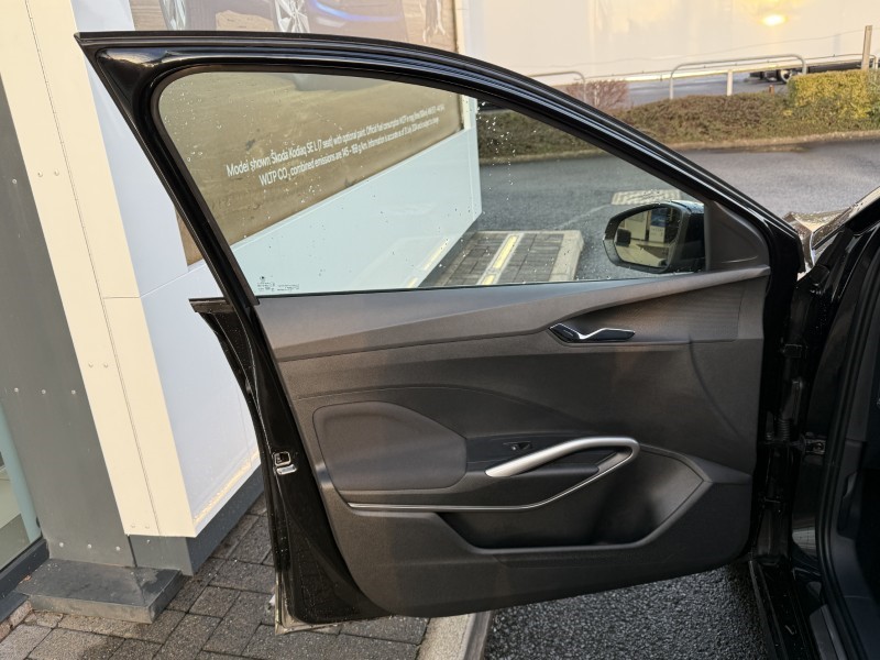 2025 (25) SKODA FABIA 1.0 TSI 116 SE L Edition 5dr DSG 5025882