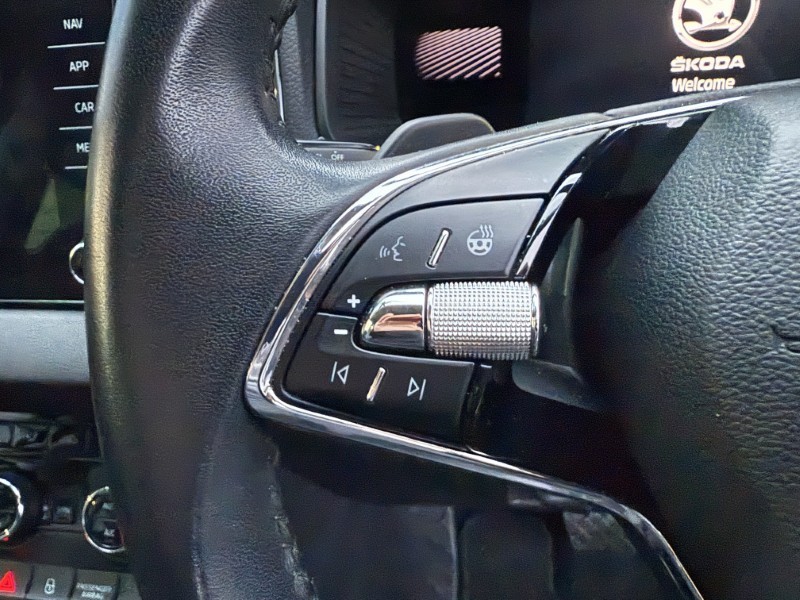 2023 (23) SKODA KAROQ 1.5 TSI SE L 5dr DSG 5032441