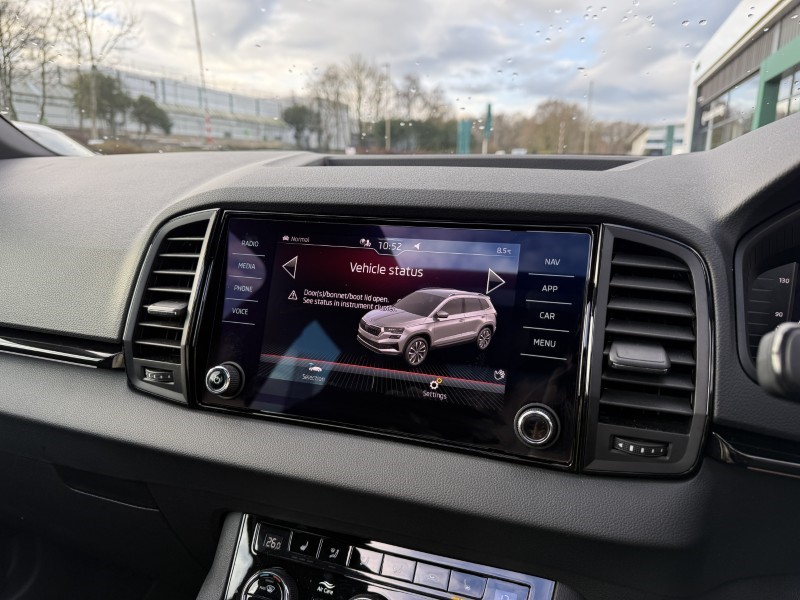 2024 (74) SKODA KAROQ 1.5 TSI Sportline 5dr DSG 5038006