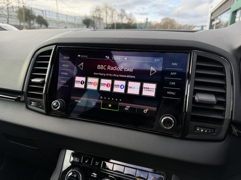 2024 (74) SKODA KAROQ 1.5 TSI Sportline 5dr DSG 5038007