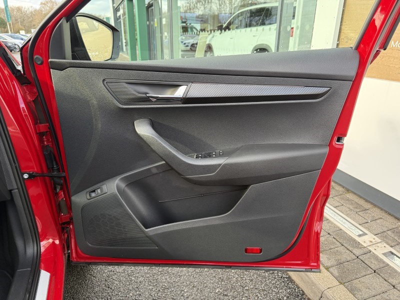 2024 (74) SKODA KAROQ 1.5 TSI Sportline 5dr DSG 5037990