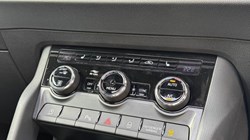 2024 (74) SKODA KAROQ 1.5 TSI Sportline 5dr DSG 5038004