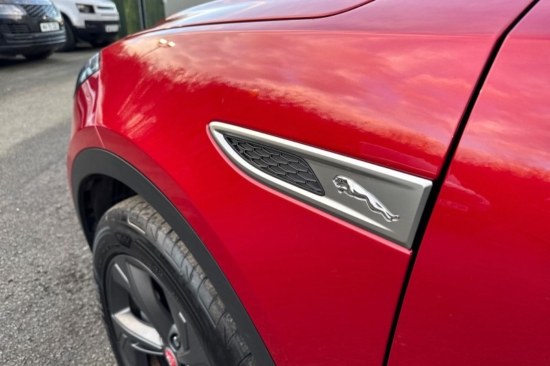 2022 (72) JAGUAR E-PACE 1.5 P300e R-Dynamic SE 5dr Auto 5075007