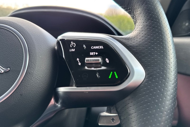 2022 (72) JAGUAR E-PACE 1.5 P300e R-Dynamic SE 5dr Auto 5069498