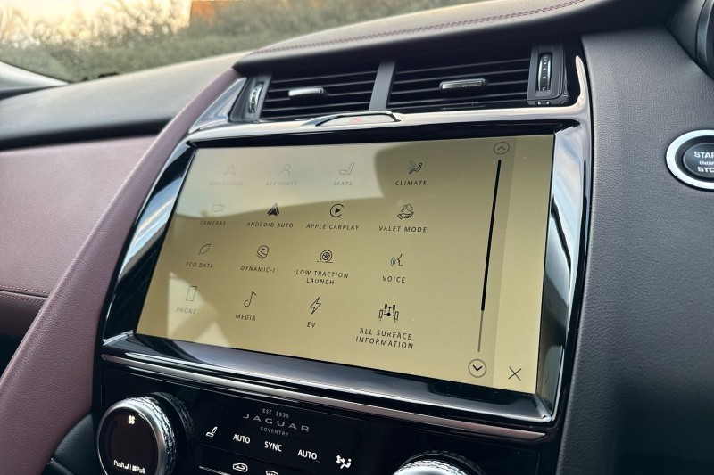 2022 (72) JAGUAR E-PACE 1.5 P300e R-Dynamic SE 5dr Auto 5075020