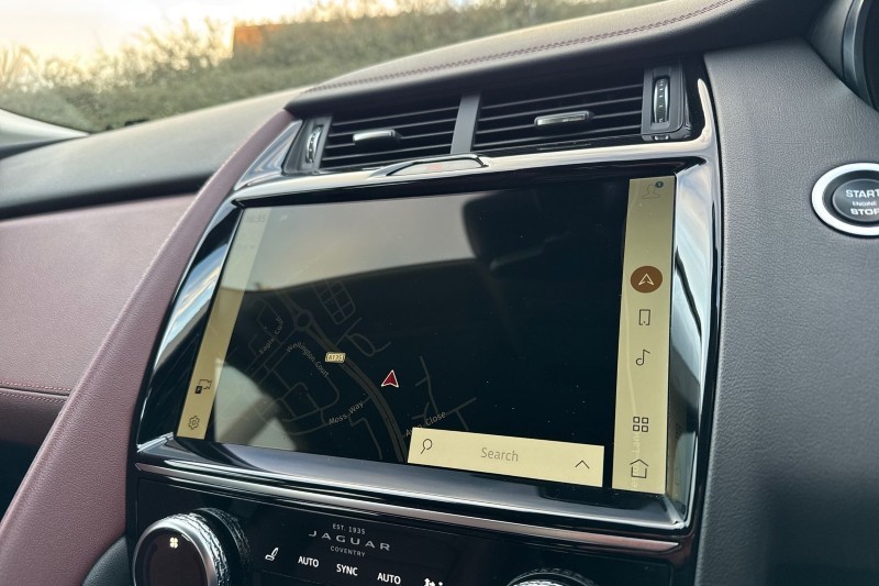 2022 (72) JAGUAR E-PACE 1.5 P300e R-Dynamic SE 5dr Auto 5075018